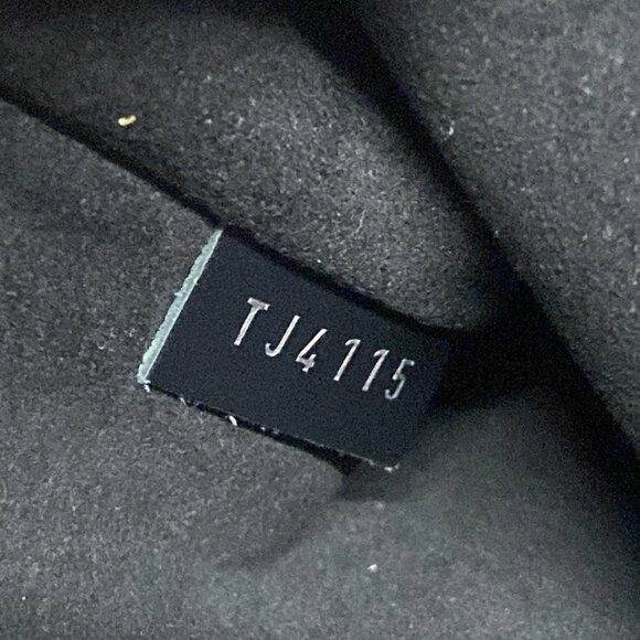 LOUIS VUITTON Pochette Jules PM Noir Epi - Clutch Bag 549-042825 - Picture 9 of 11